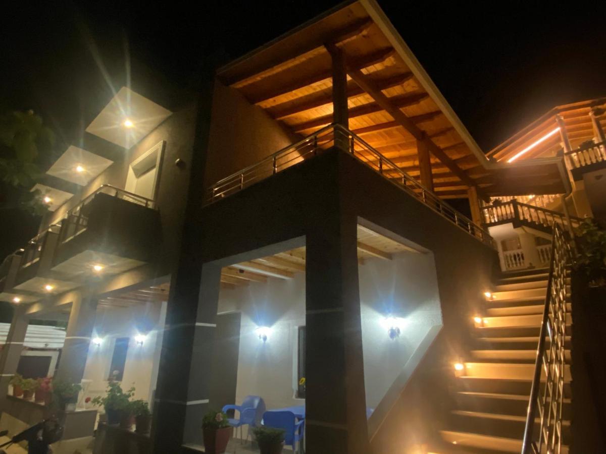 Maison Apartments Vlore Luaran gambar