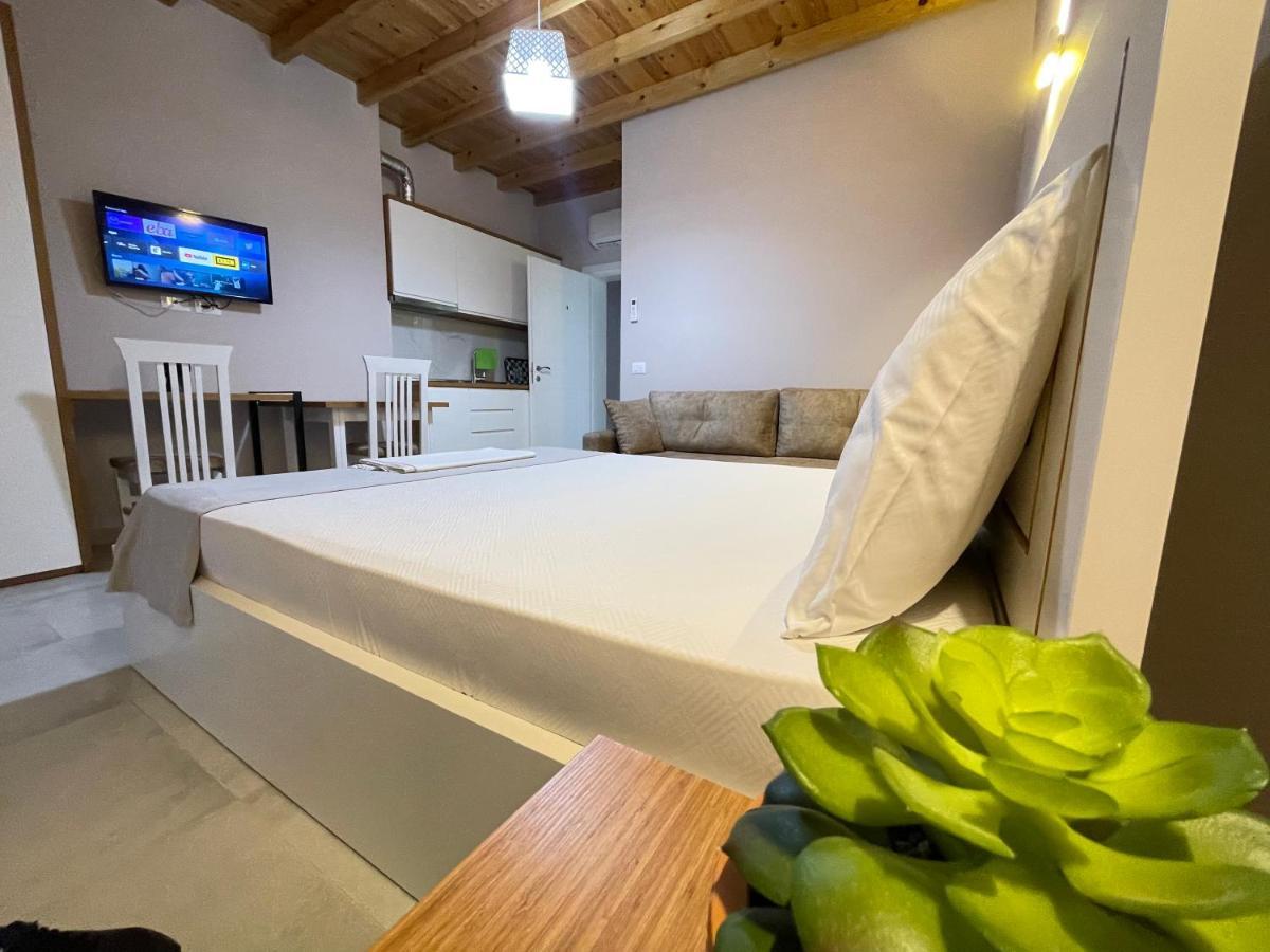 Maison Apartments Vlore Luaran gambar