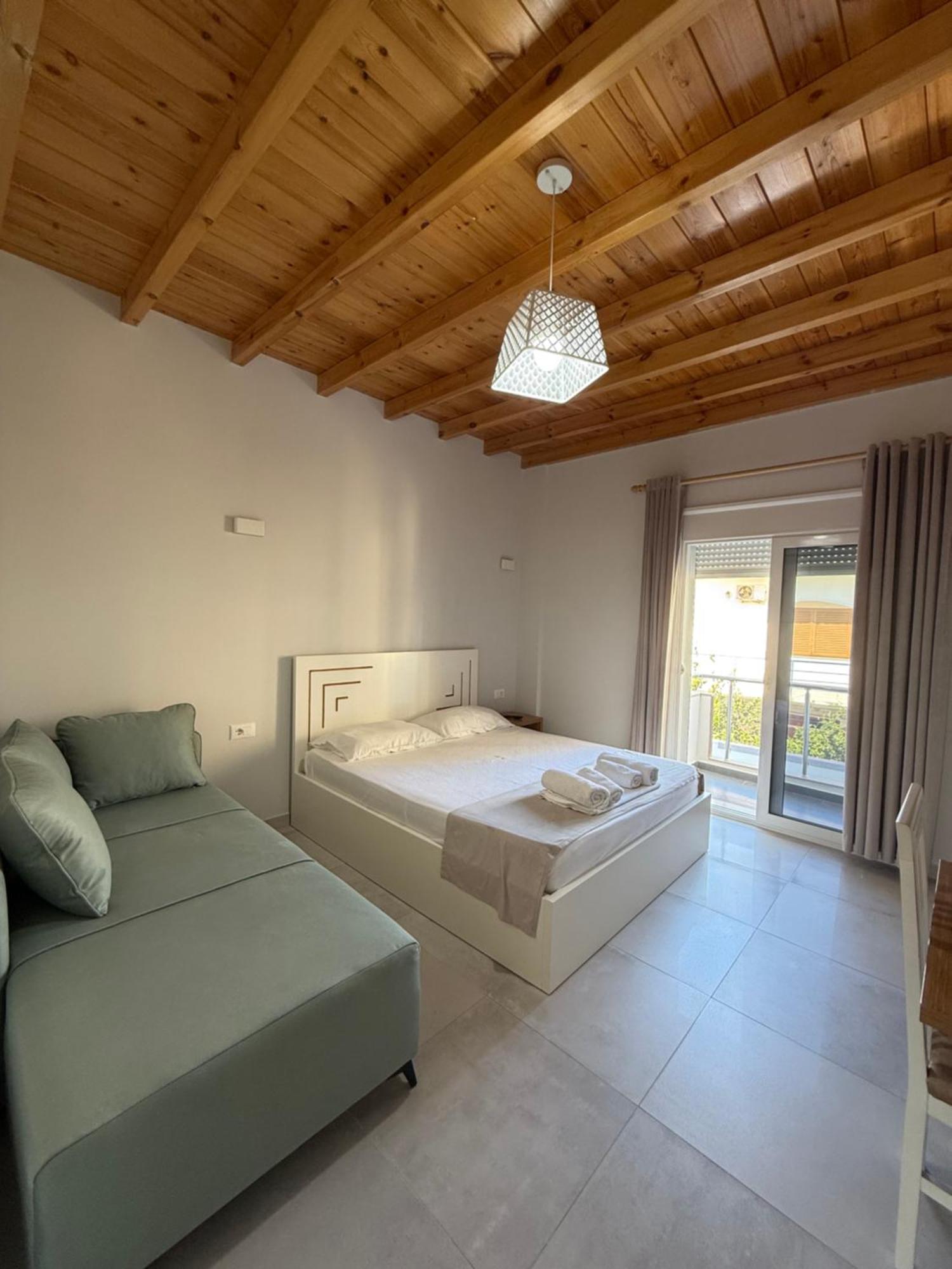 Maison Apartments Vlore Luaran gambar