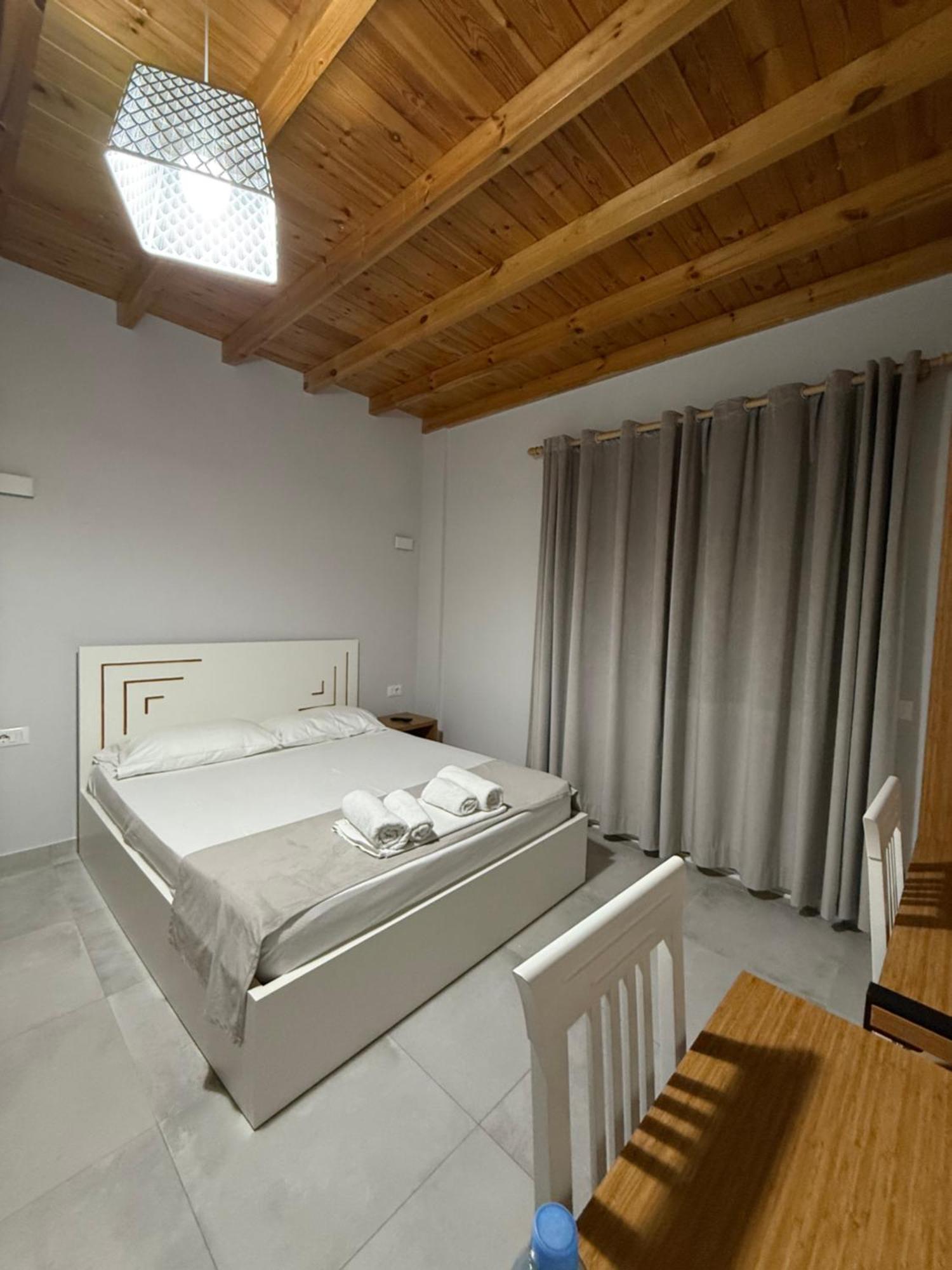 Maison Apartments Vlore Luaran gambar