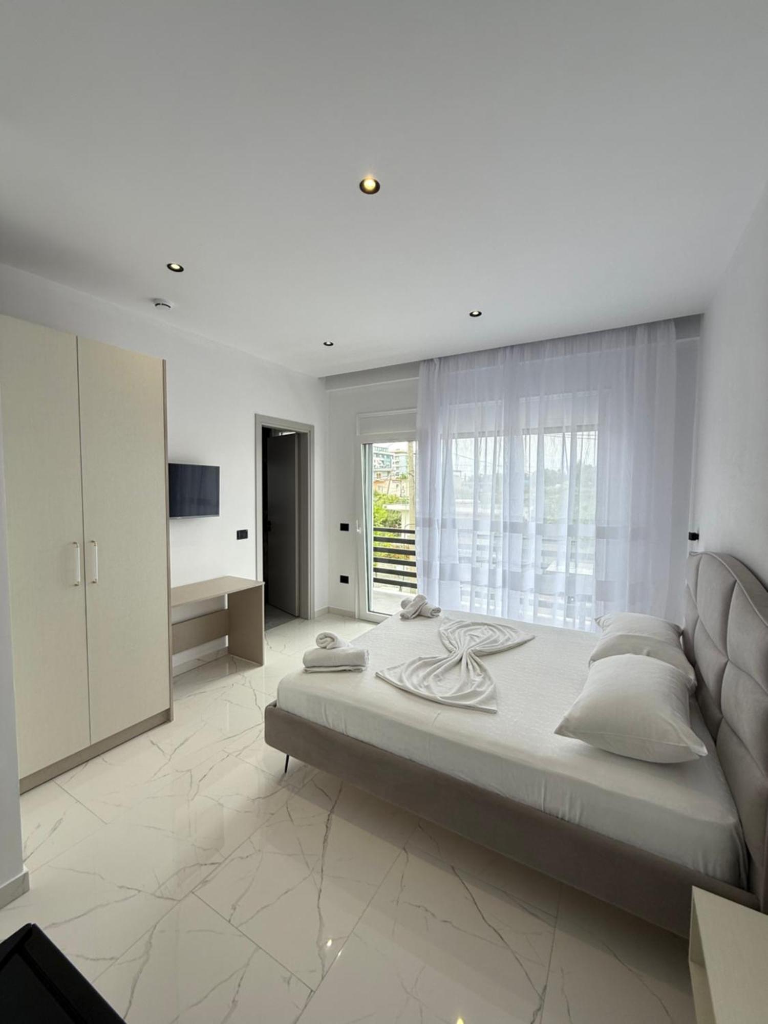 Maison Apartments Vlore Luaran gambar